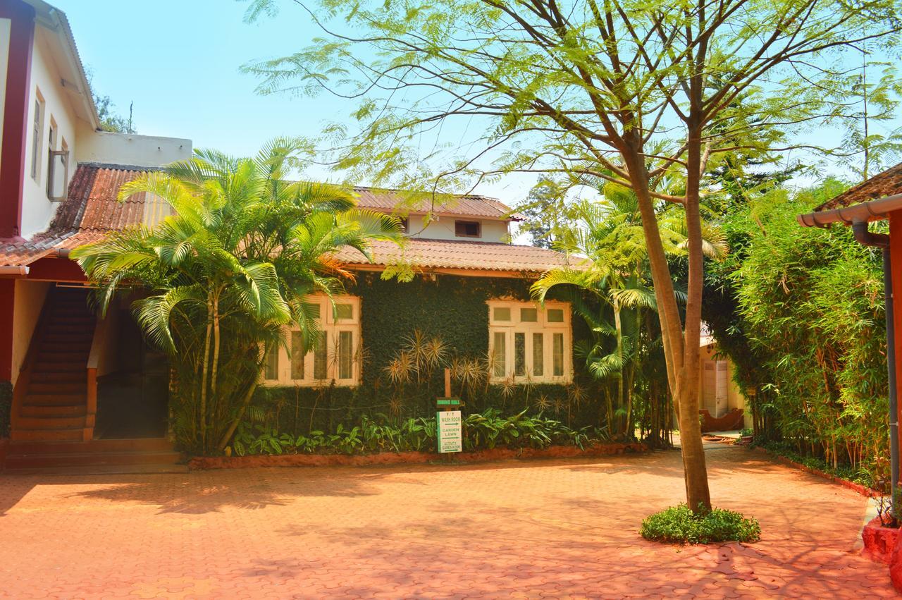 Hotel Malas Panchgani Buitenkant foto